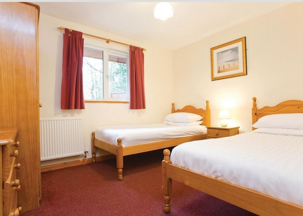 Отель Hengar Manor Country Park Michaelstow Экстерьер фото