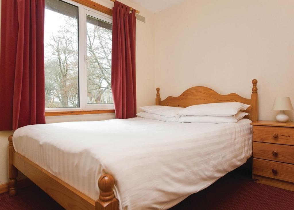 Отель Hengar Manor Country Park Michaelstow Экстерьер фото